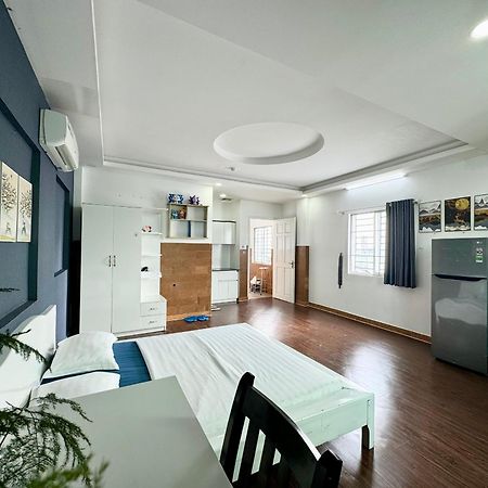 Dlux Bach Dang Aparthotel Ho Chi Minh City Bagian luar foto