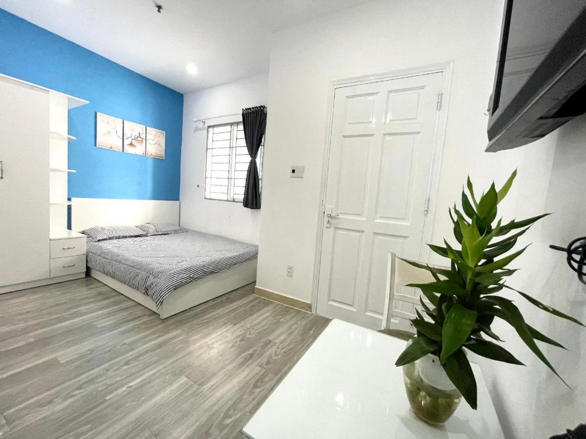 Dlux Bach Dang Aparthotel Ho Chi Minh City Bagian luar foto