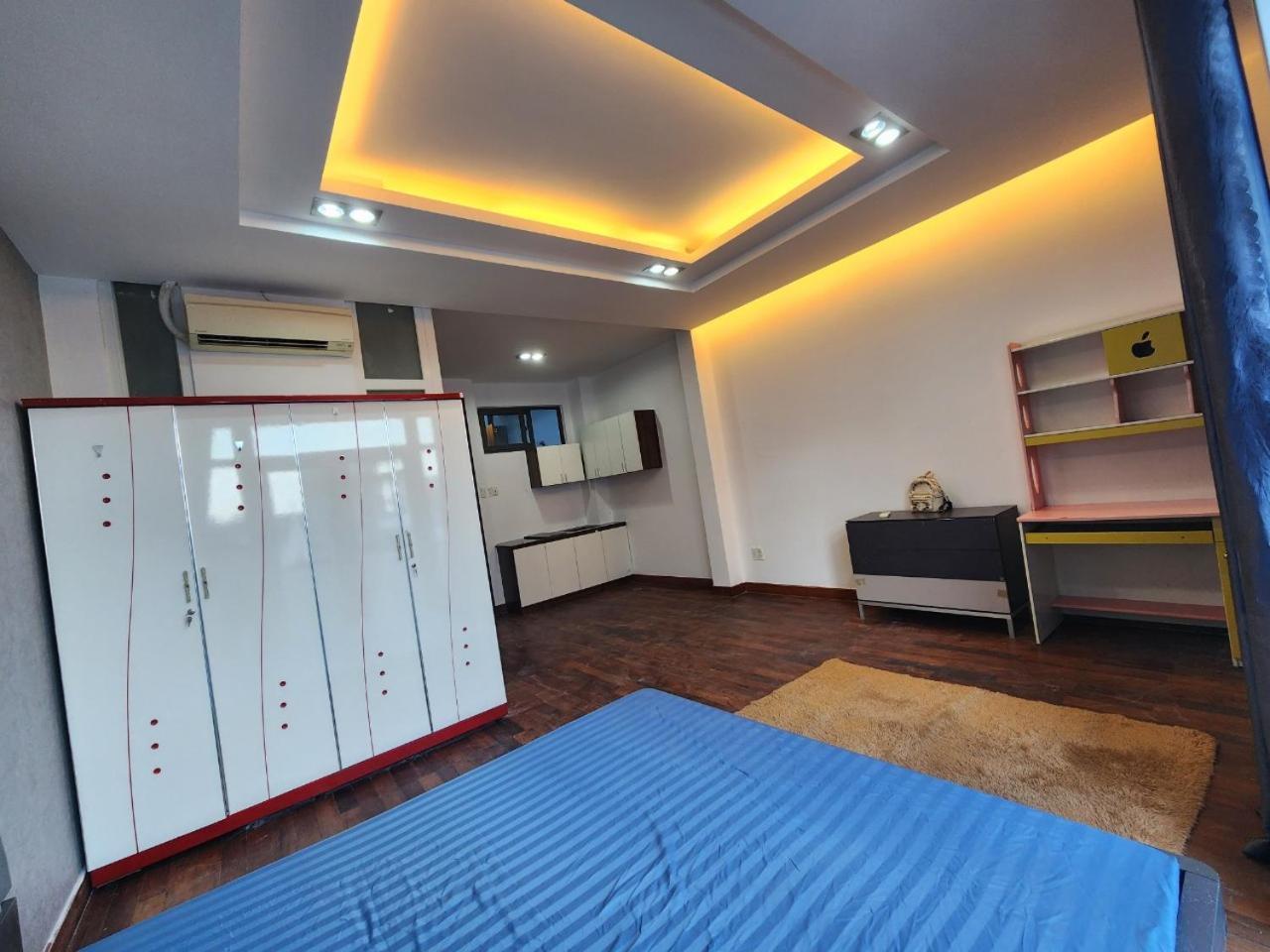 Dlux Bach Dang Aparthotel Ho Chi Minh City Bagian luar foto