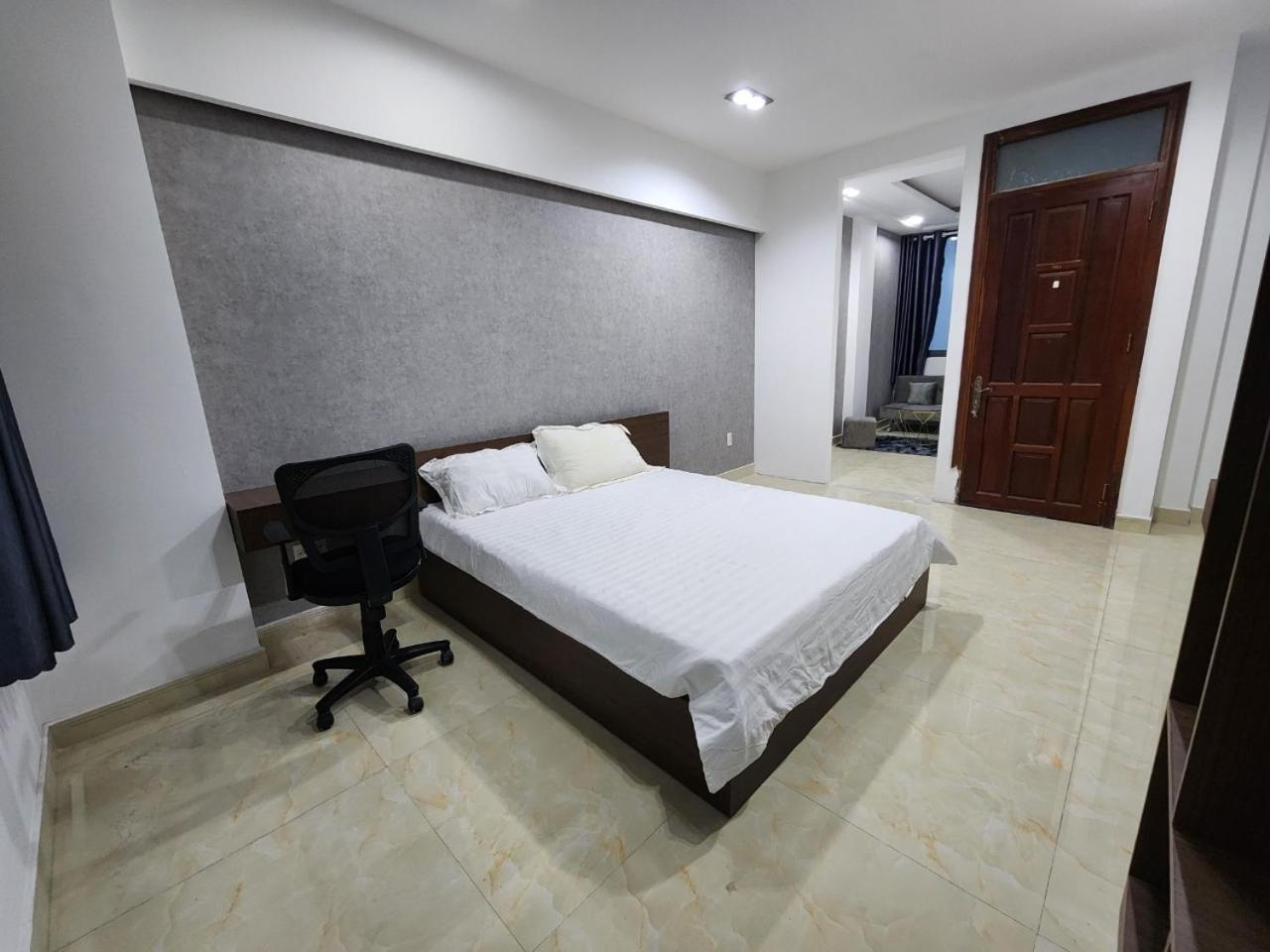 Dlux Bach Dang Aparthotel Ho Chi Minh City Bagian luar foto
