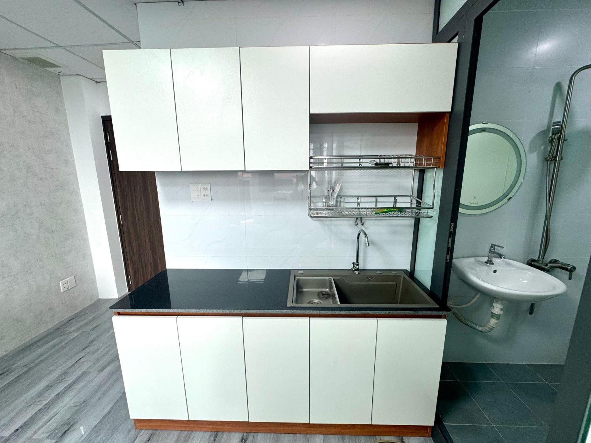 Dlux Bach Dang Aparthotel Ho Chi Minh City Bagian luar foto