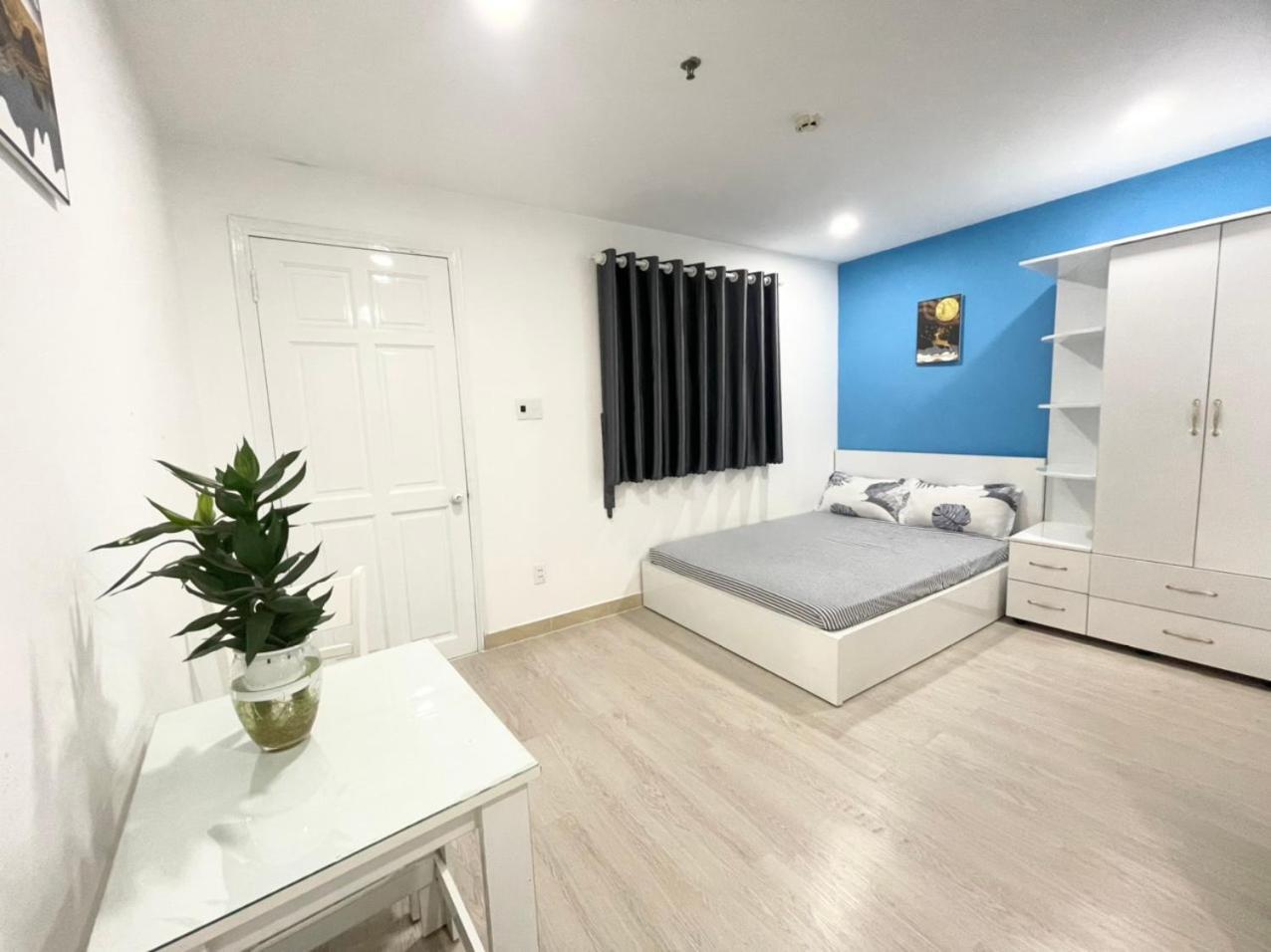 Dlux Bach Dang Aparthotel Ho Chi Minh City Bagian luar foto